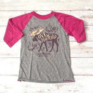 Girls Size 6-8 Yellowstone Montana Moose Shirt Pink Gray National Parks Size 6 8
